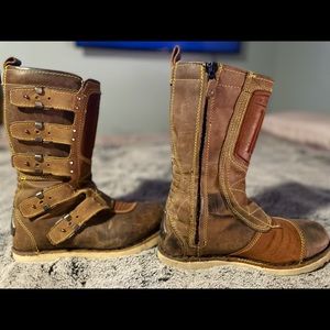 ICON ELSINORE RIDING BOOTS. Size 8.5